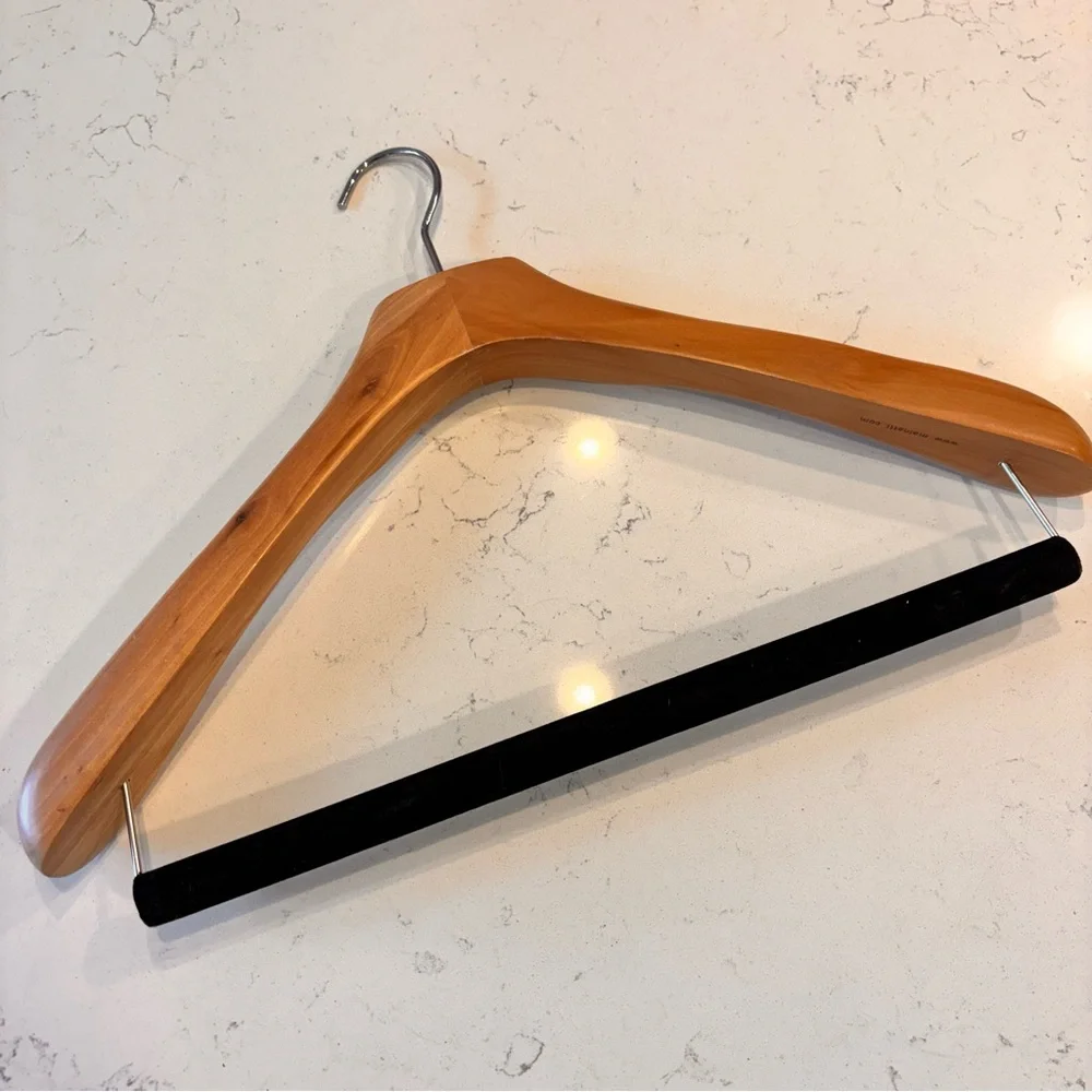 Mainetti Wood Suit Hanger